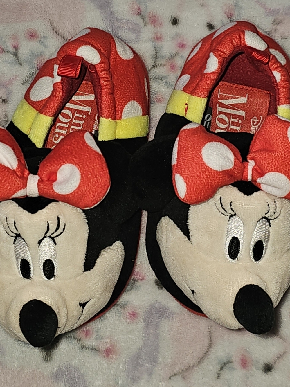 Disney Minnie Mouse Plush Slippers - Red, Black & Cream with Yellow Accent